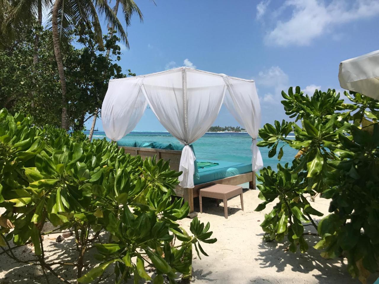 Overviewmaldive Bycanopus Hotel Thulusdhoo Buitenkant foto