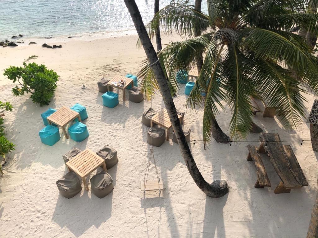 Overviewmaldive Bycanopus Hotel Thulusdhoo Buitenkant foto